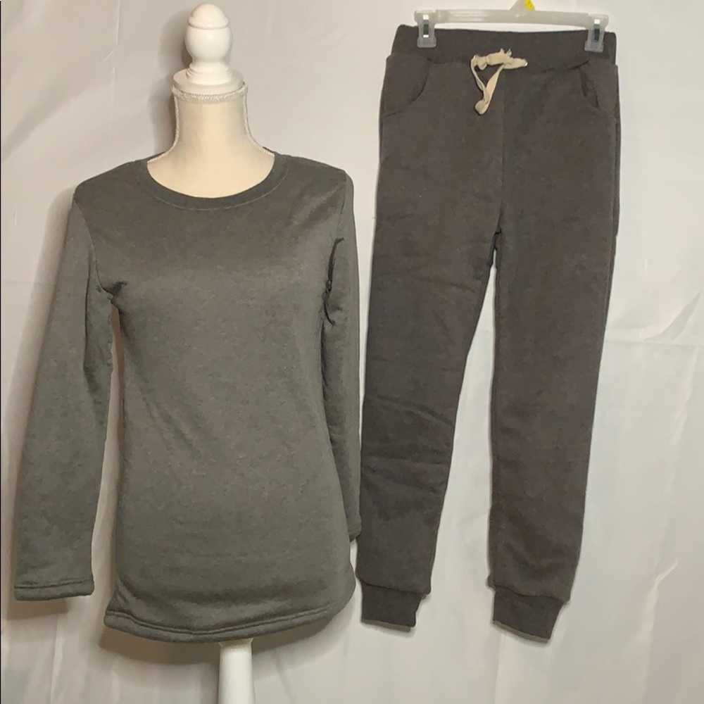 ⭐️SWEAT SET NWOT grey